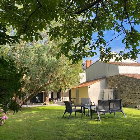 Villa Paulownia - A 1,2Km Des Plages - Tout Confort Au Coeur Du Bourg Jard-sur-Mer Exteriör bild
