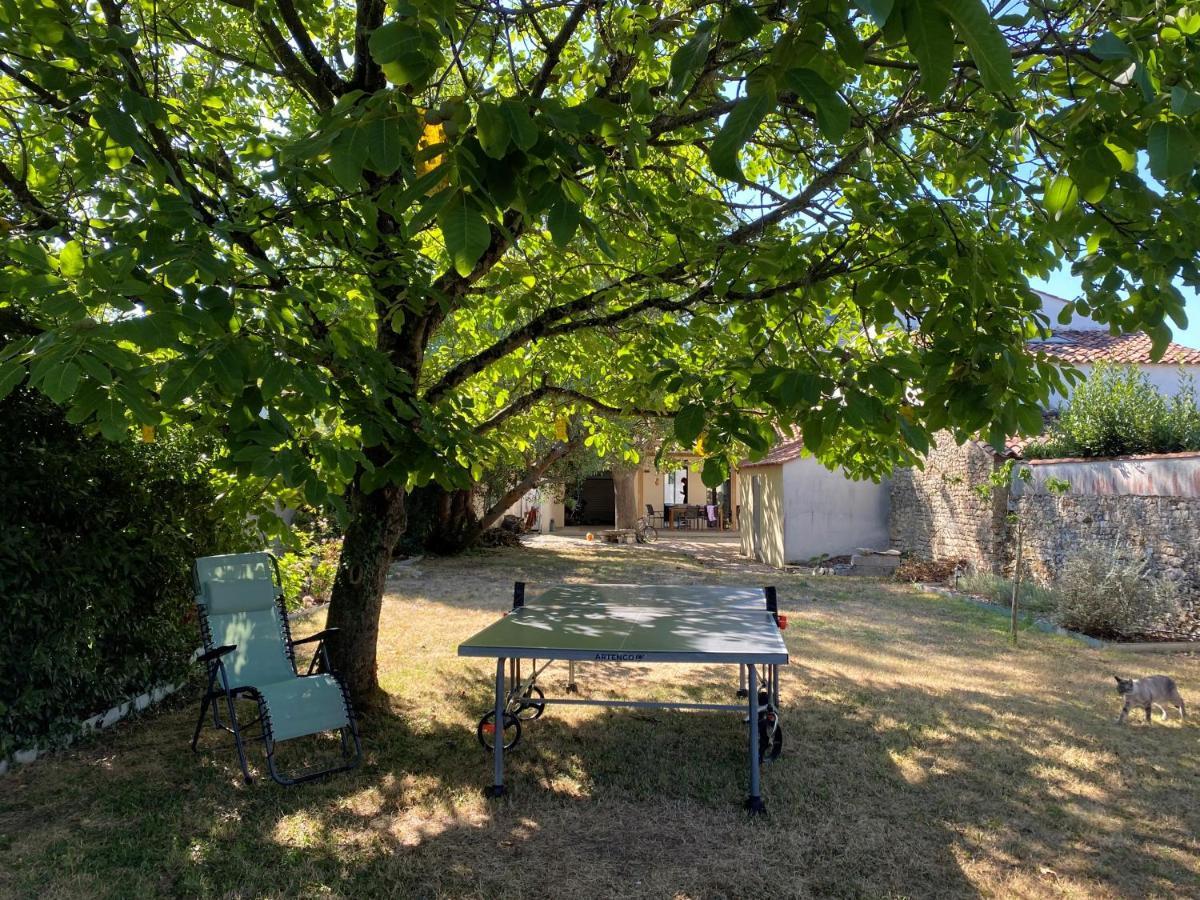 Villa Paulownia - A 1,2Km Des Plages - Tout Confort Au Coeur Du Bourg Jard-sur-Mer Exteriör bild